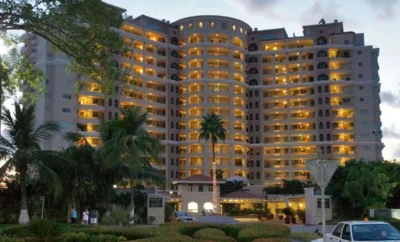 Bay View Grand Residential 3 beds with Jacuzzi 501