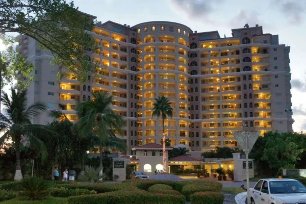 Bay View Grand Residential 3 beds with Jacuzzi 501