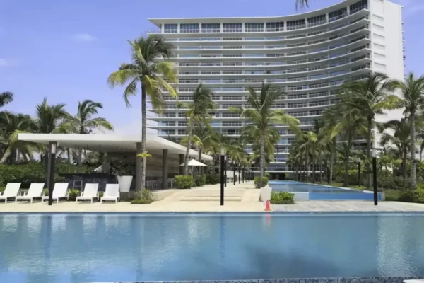 Peninsula Ixtapa 4 bedrooms 11G