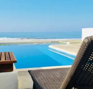 White Villa Playa Blanca Zihuatanejo