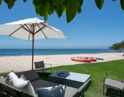 Beachfront Dock House Porta Fortuna