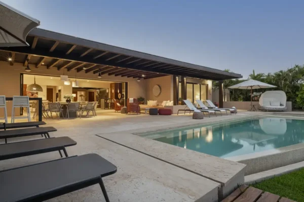 Beachfront Dock House Porta Fortuna